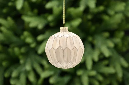 10cm champagne/gold hexagonal patterned glass ball
