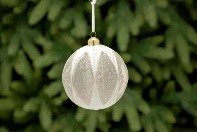 10cm white mercury effect ridged glass ball