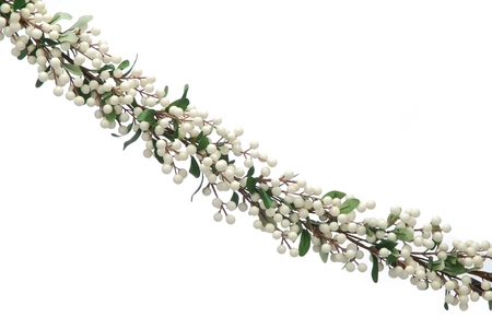 130Cm White Berry With Green Foliage Garland