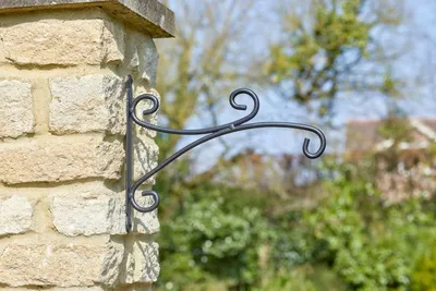 14/16in Forth Bracket