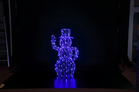 1M Colour Changeable  White Wicker Snowman With Remote - image 2