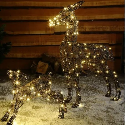 1M Warm White Standing Wicker Mum And Baby Deer