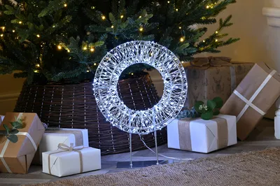45Cm Lit Silver Shimmer Wreath On Stand-White Led