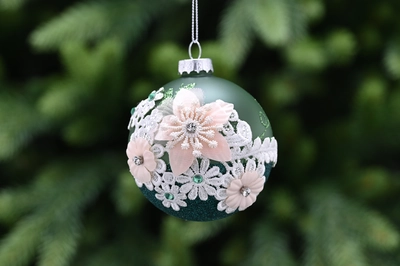 8Cm Light Green Glass Ball-Cream Flowers