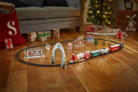 Festive Flyer Train Set - image 2