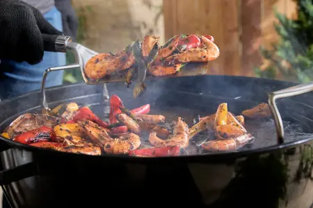 Full-Size Griddle For All Charcoal 57Cm Kettles - image 4
