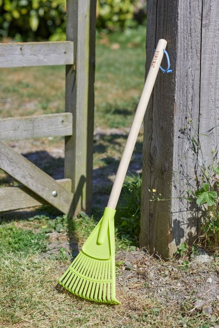 Leaf Rake - Kids  FSC - image 1