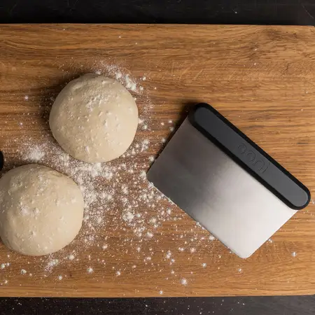 Ooni Pizza Dough Scaper - image 2