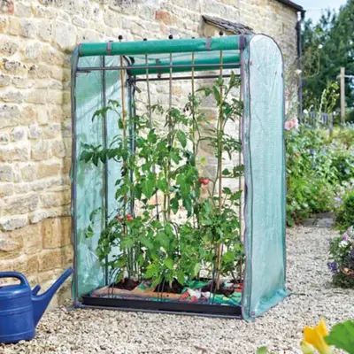 Pots, Planters, Grow Tables