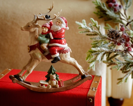 Santa Polyresin Rocking Reindeer Red - image 2